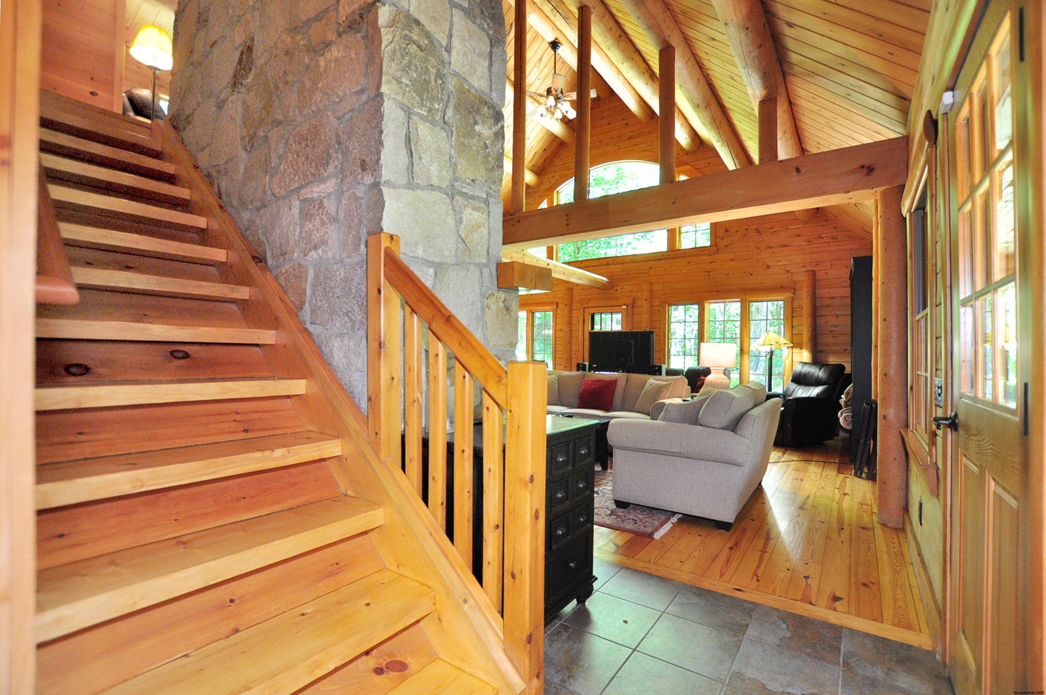 1111 Clubhouse Rd Property Photo 9