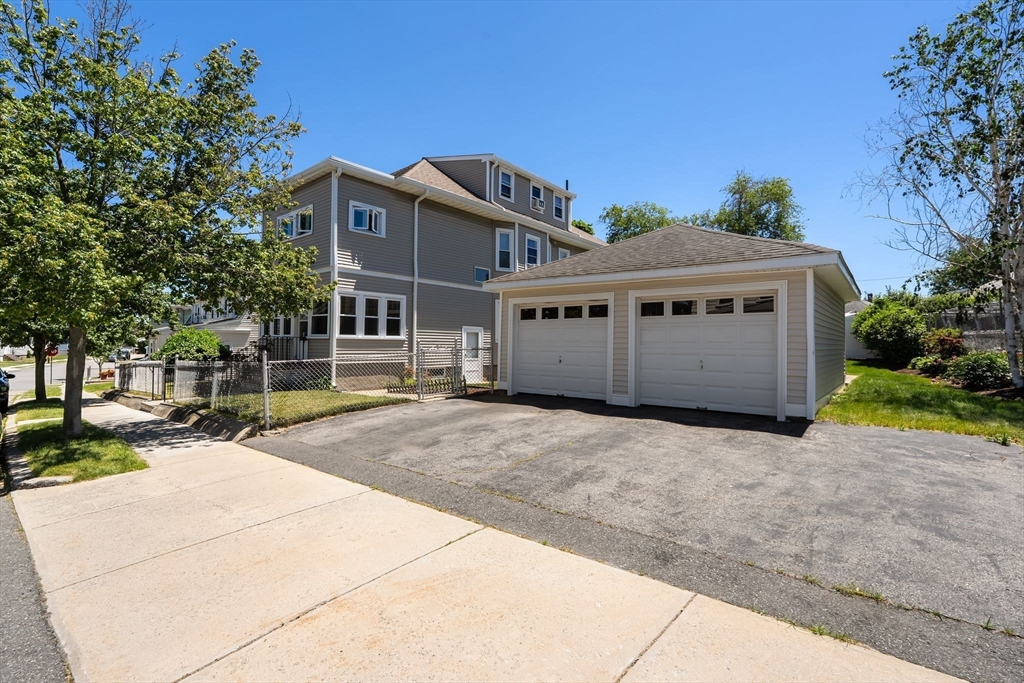 15 Colby Road Property Photo 4