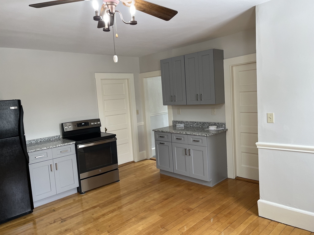48 Seaver # 3 Property Photo 1