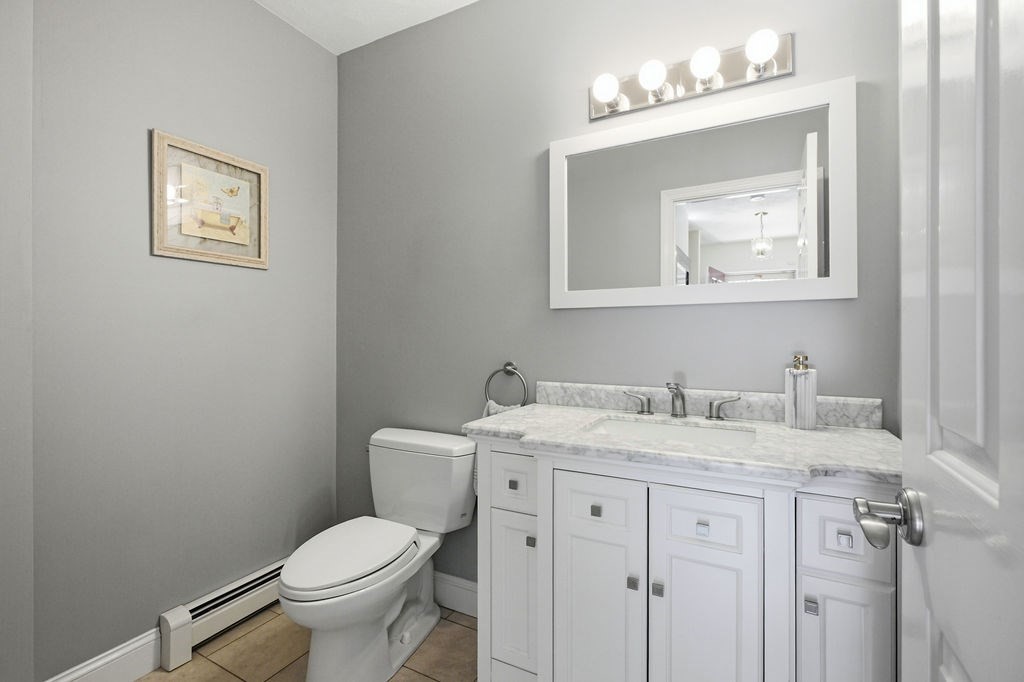 15 Denver Dr # B3 Property Photo 6