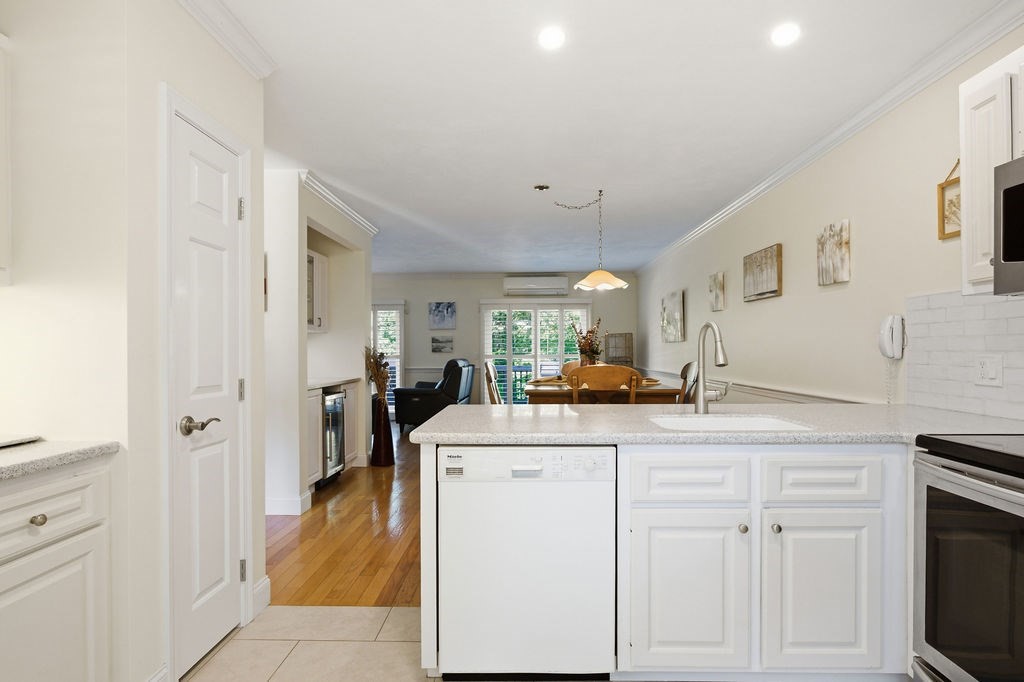 15 Denver Dr # B3 Property Photo 12