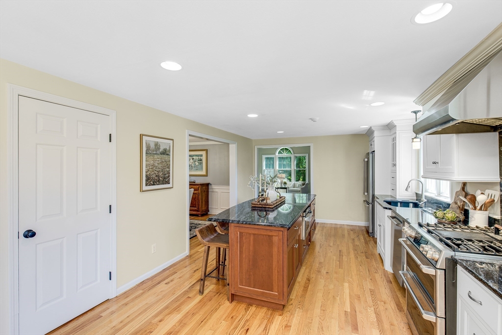 5 Locust Grove Property Photo 4