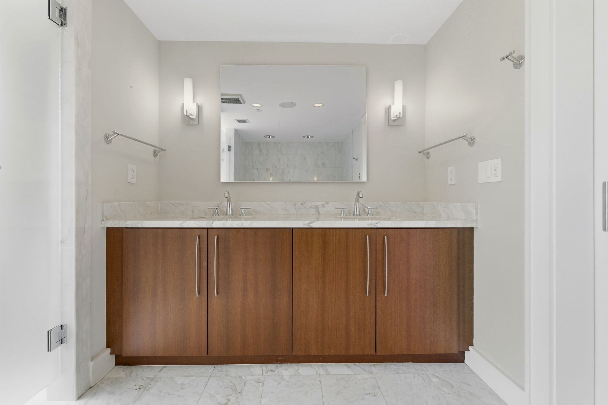3 Battery Wharf # 3501 Property Photo 18