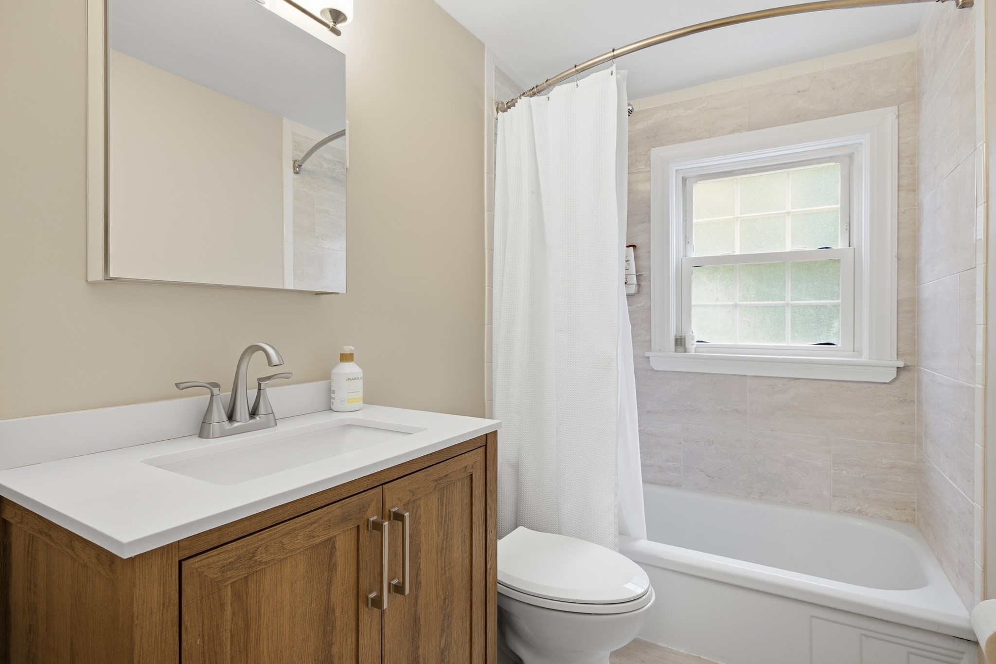 127 Isabelle Property Photo 17