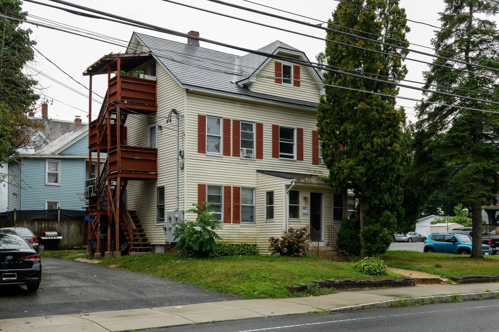 247 Mechanic Street Property Photo 1
