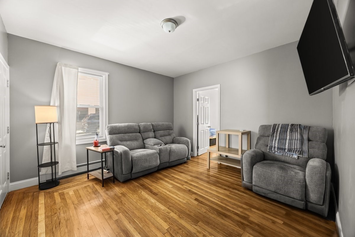 315 Washington St Property Photo 15