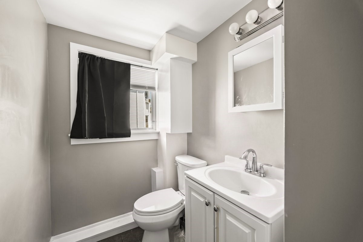 315 Washington St Property Photo 22