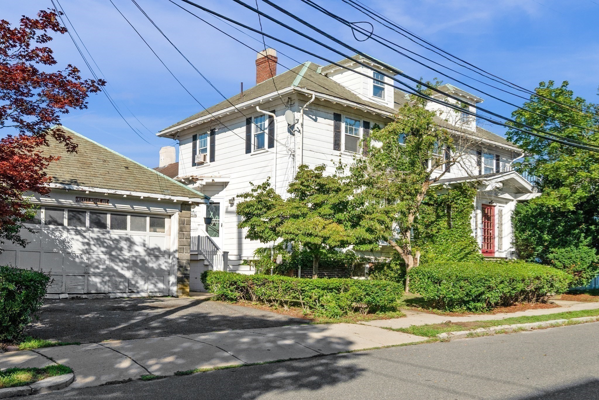 40 Harrington Ave Property Photo 34