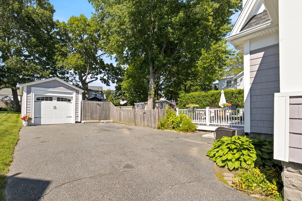 646 New Boston Rd Property Photo 39
