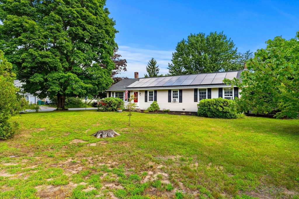 78 Lowell Rd Property Photo 3