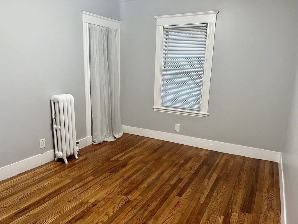 104-106 Burrill Street # 1 Property Photo 4