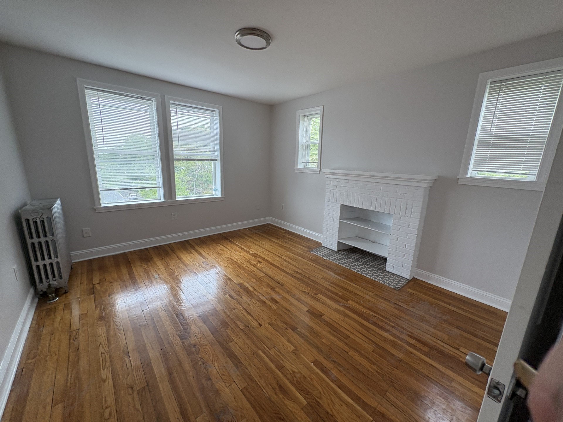 2 Webster # 24 Property Photo 1