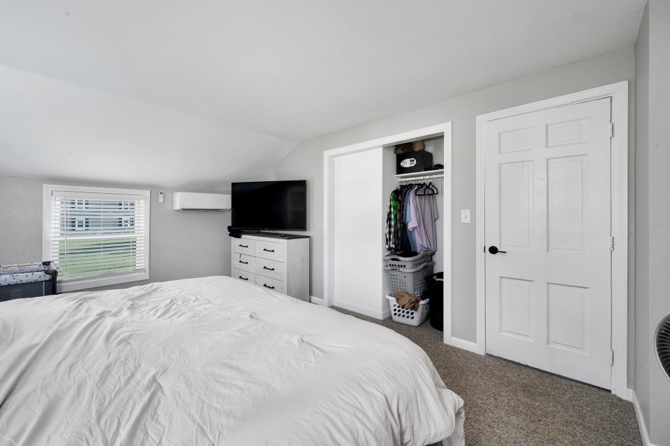 502 Summer St Property Photo 20