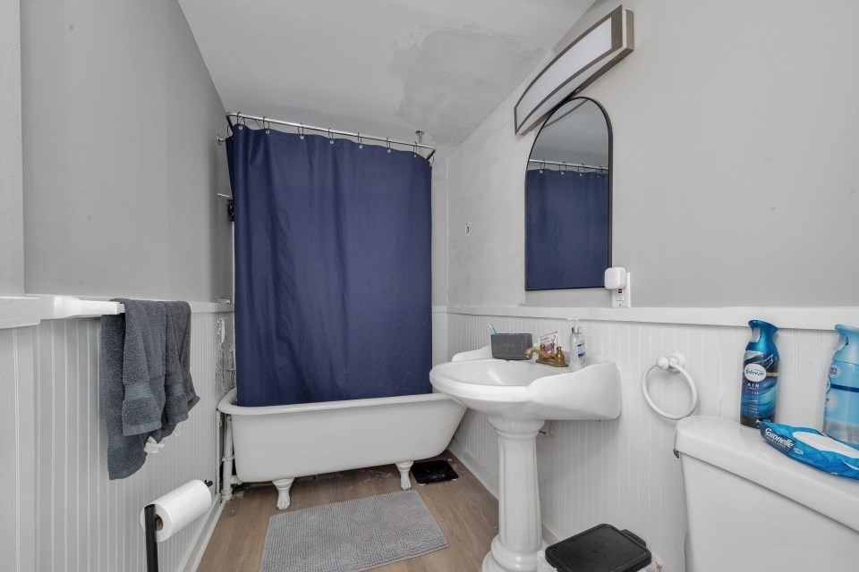 502 Summer St Property Photo 23