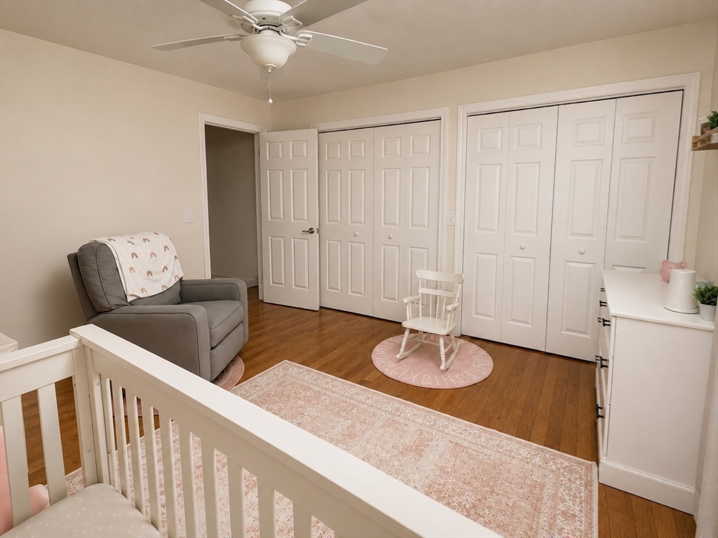 24 Montclair St Property Photo 18
