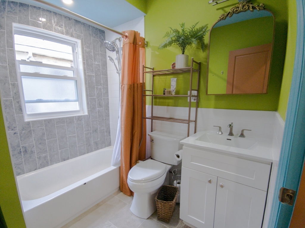 360 Harvard St Property Photo 15