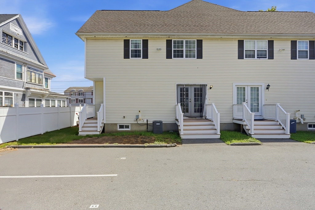 125 Mt Vernon St # D Property Photo 27