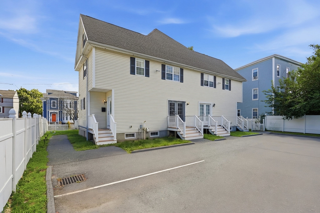 125 Mt Vernon St # D Property Photo 29