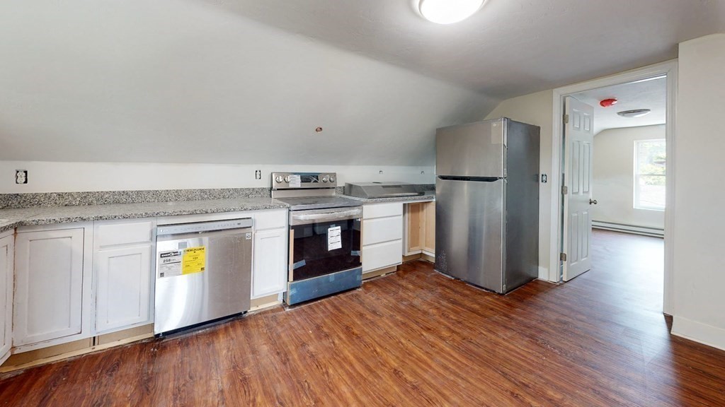 10 Fifth Ave # 3 Property Photo 5
