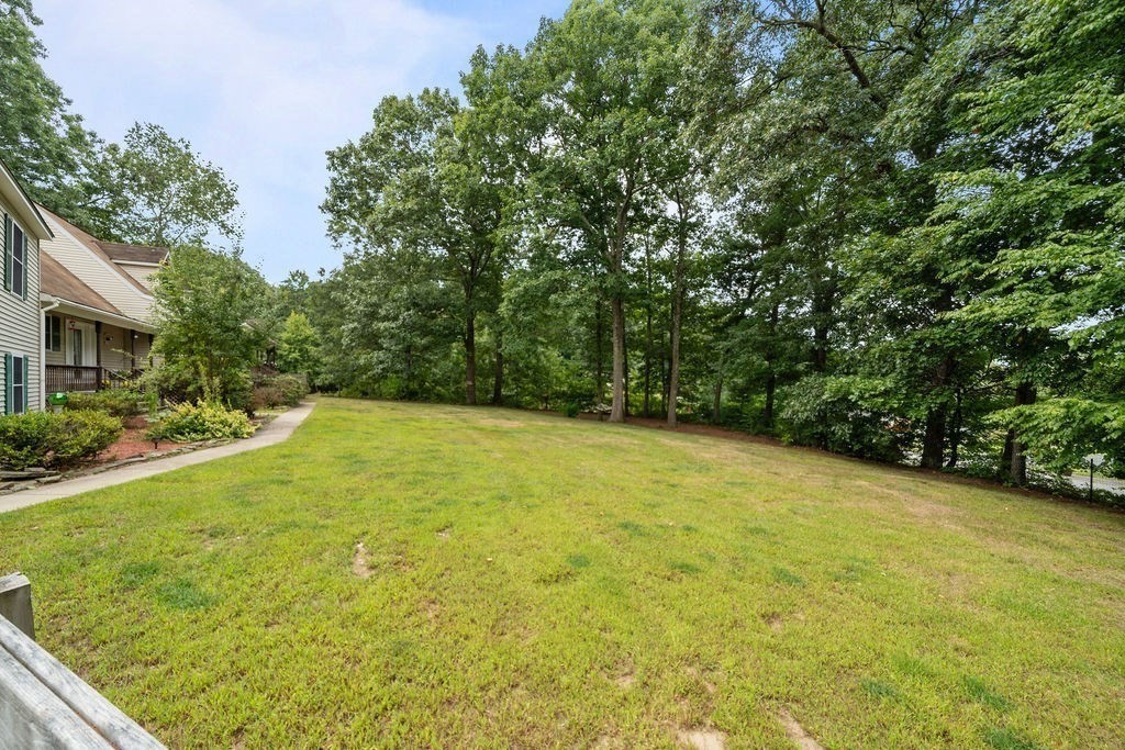 133 Killiney Woods Property Photo 6