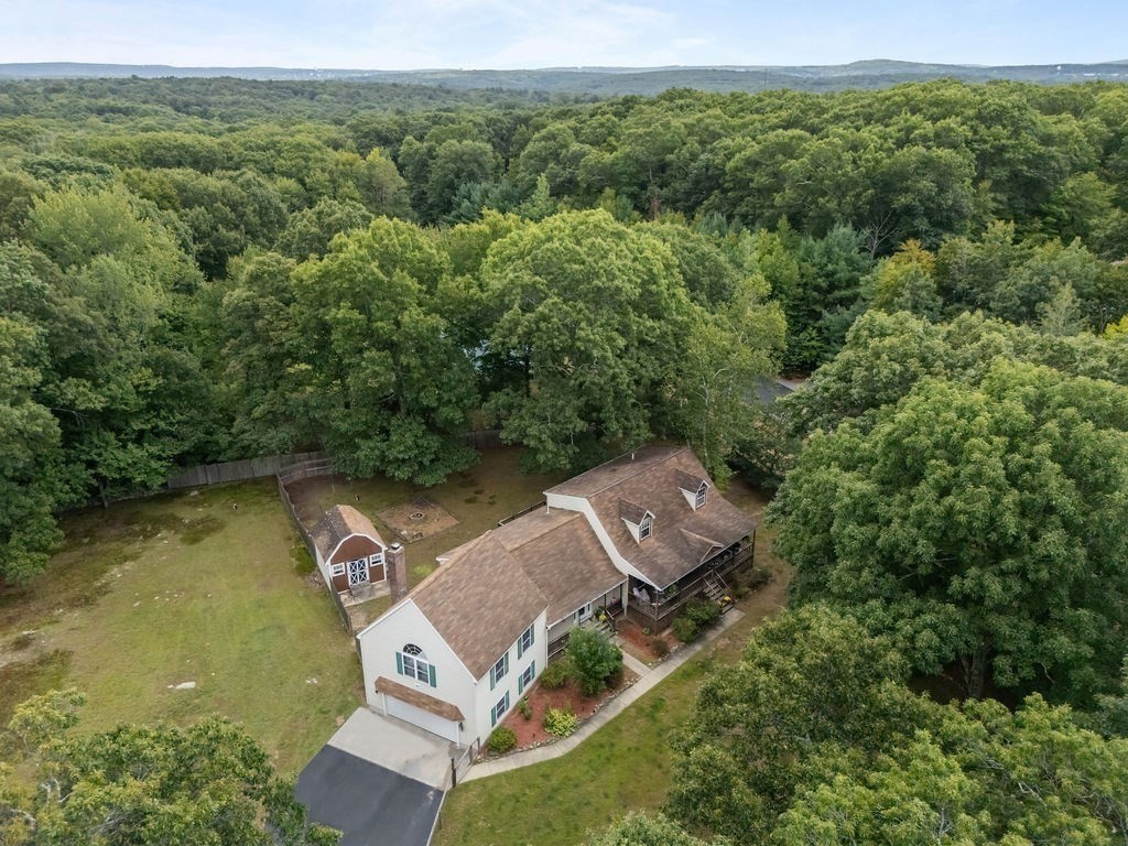 133 Killiney Woods Property Photo 13