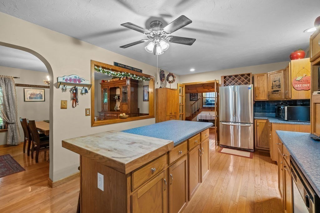 133 Killiney Woods Property Photo 20