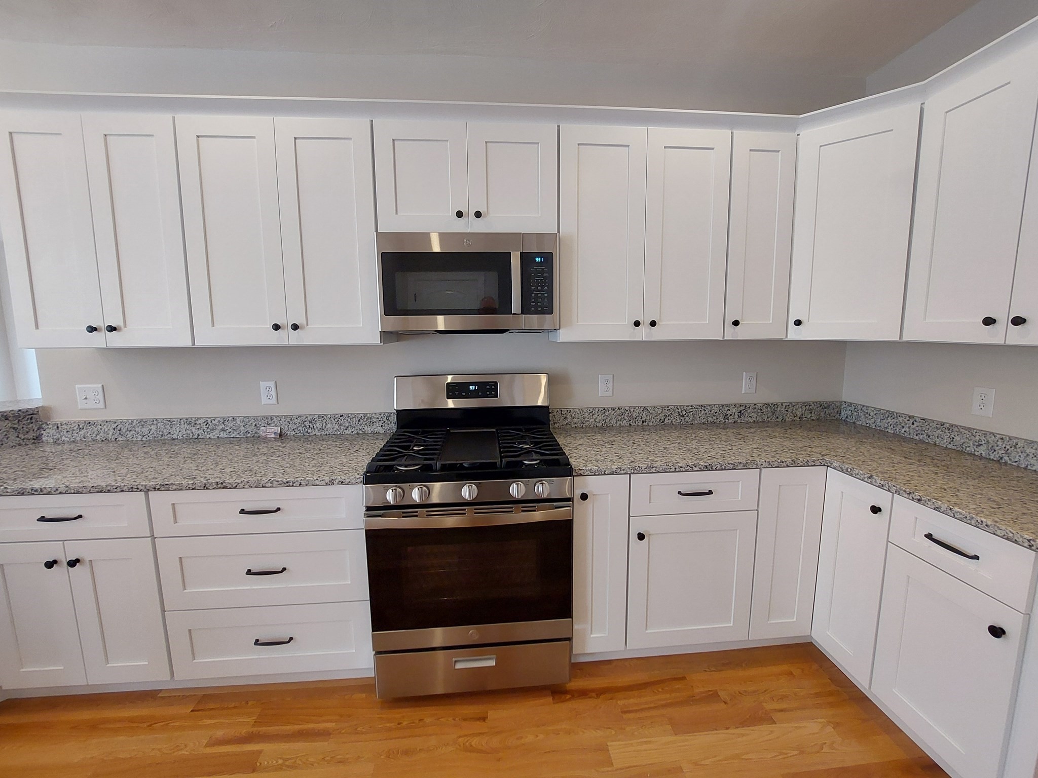 23a Crownshield # 23a Property Photo 3