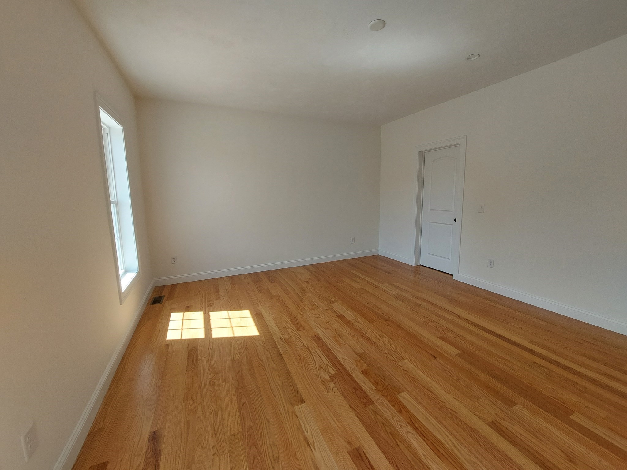 23a Crownshield # 23a Property Photo 5