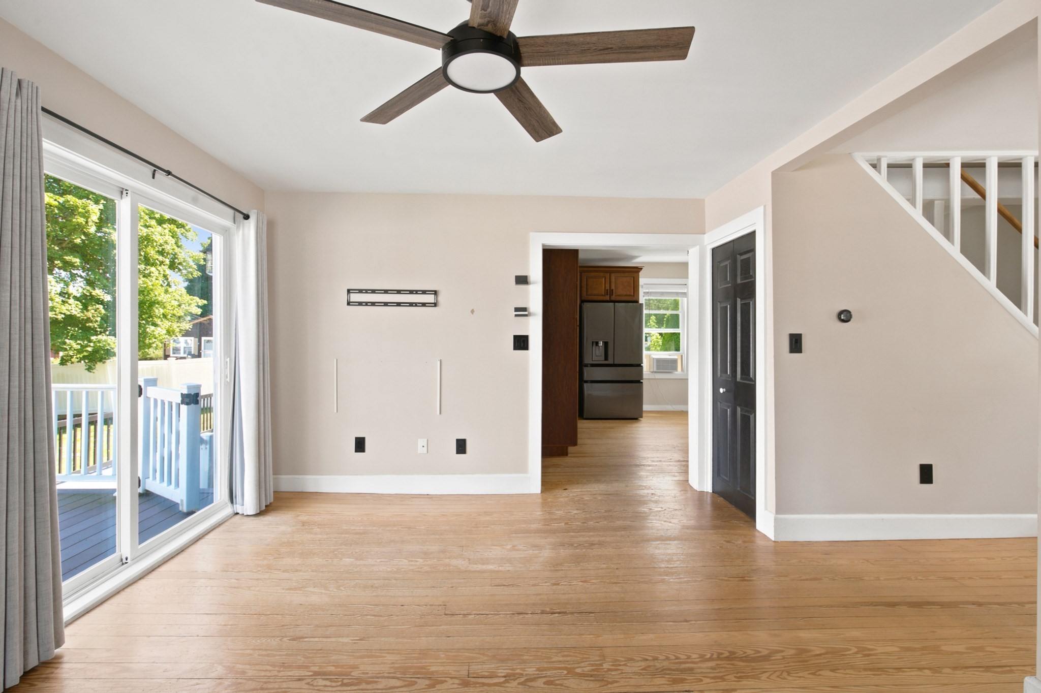 204 Lowell Street Property Photo 7