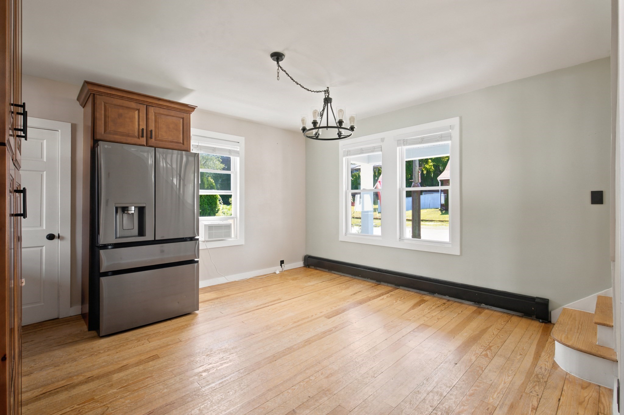 204 Lowell Street Property Photo 12