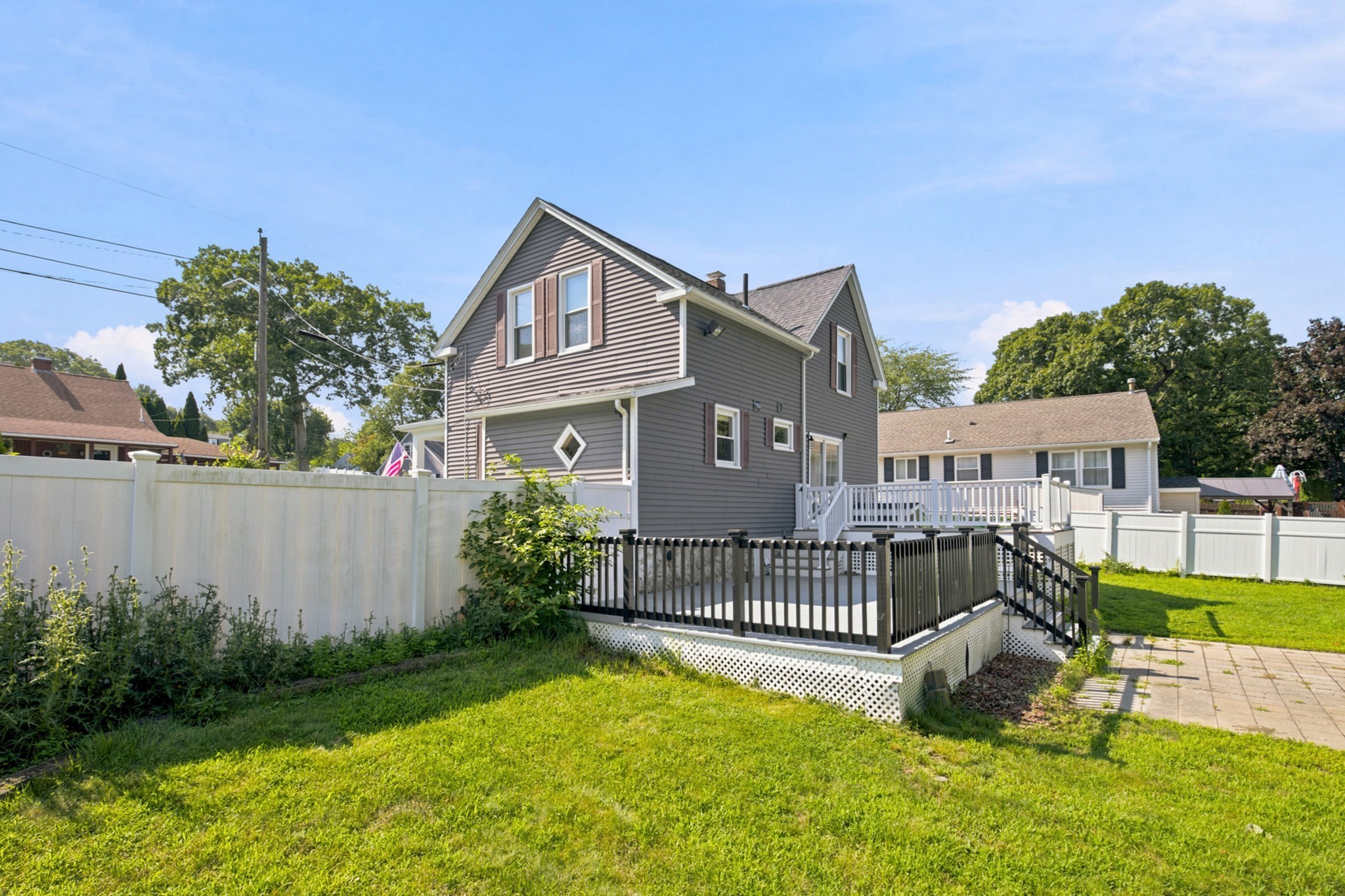204 Lowell Street Property Photo 37