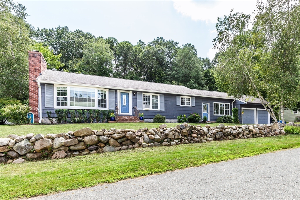 45 Westwood Dr
