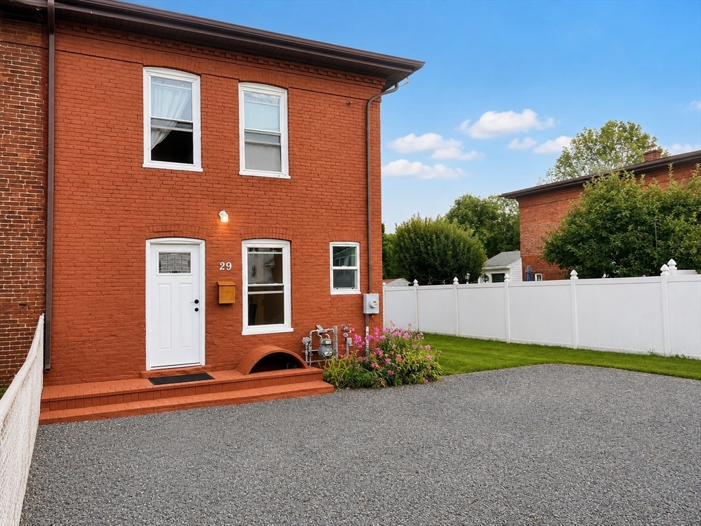 29 River Street Property Photo 1