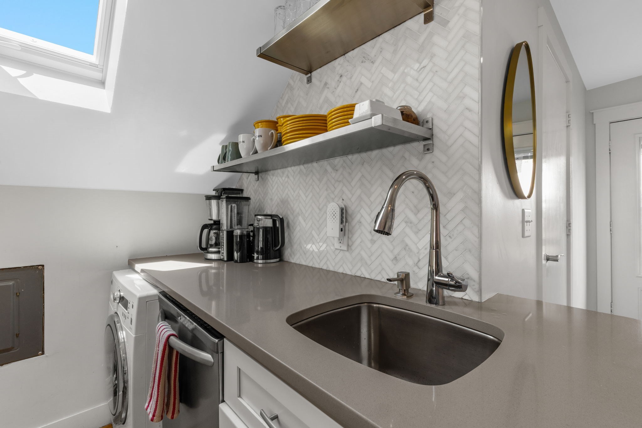 15 Winthrop St # C Property Photo 5