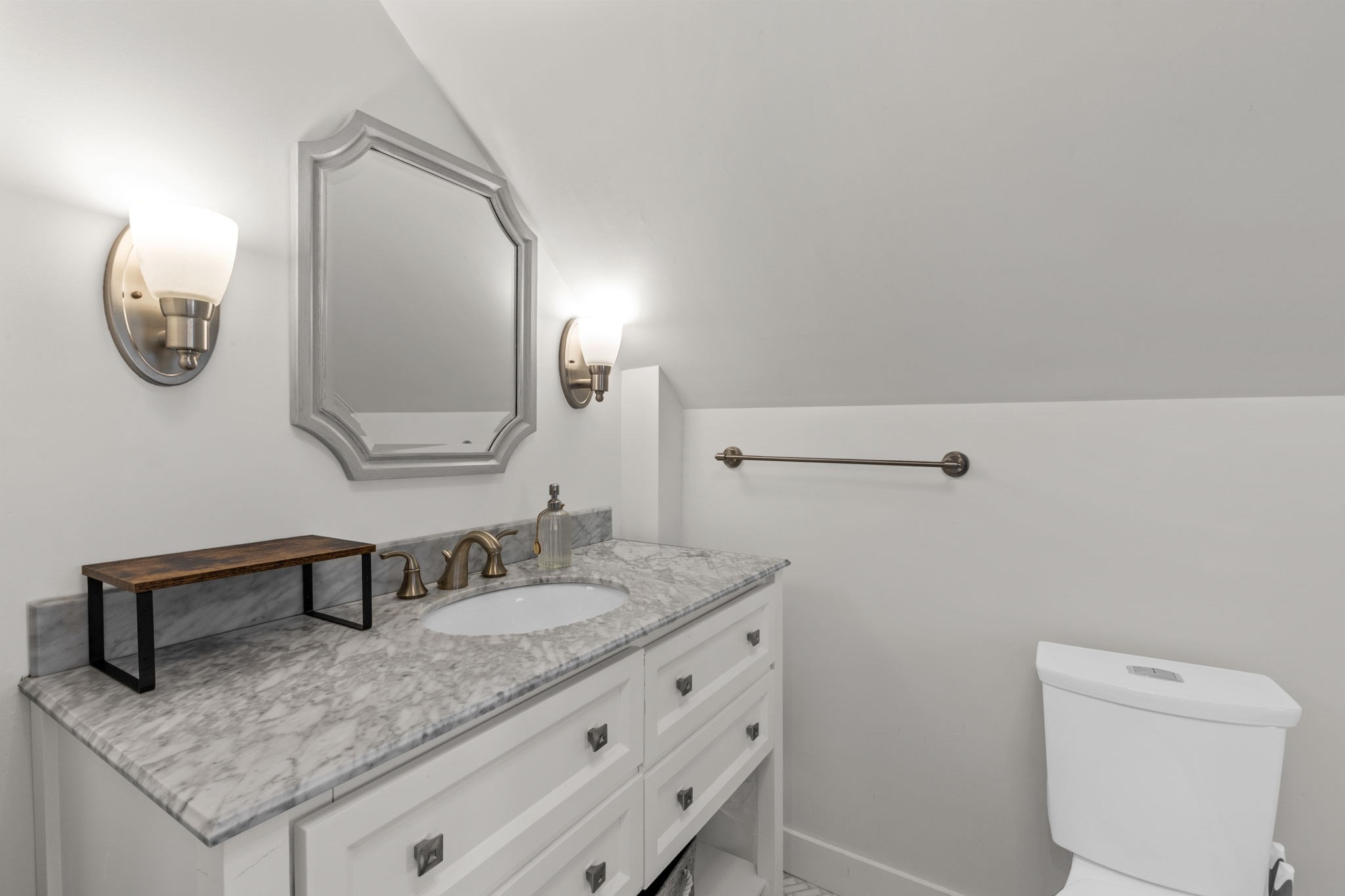 15 Winthrop St # C Property Photo 13