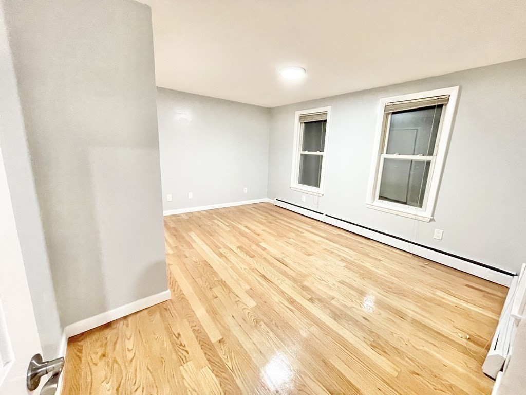 22 Clinton St # 1 Property Photo 3
