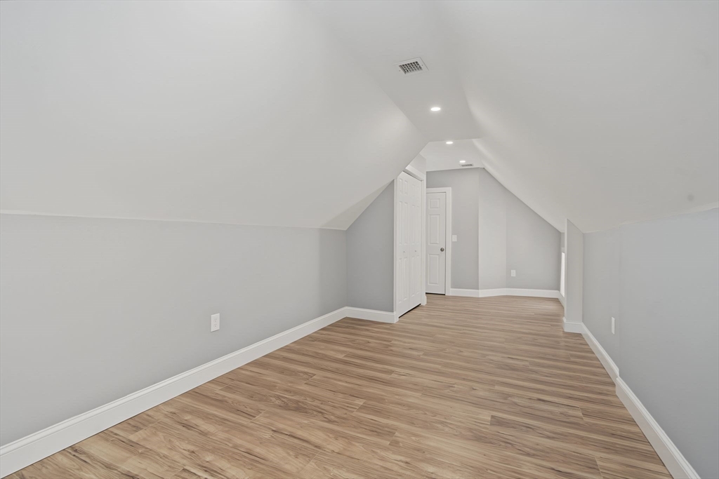 85 Middle St Property Photo 20