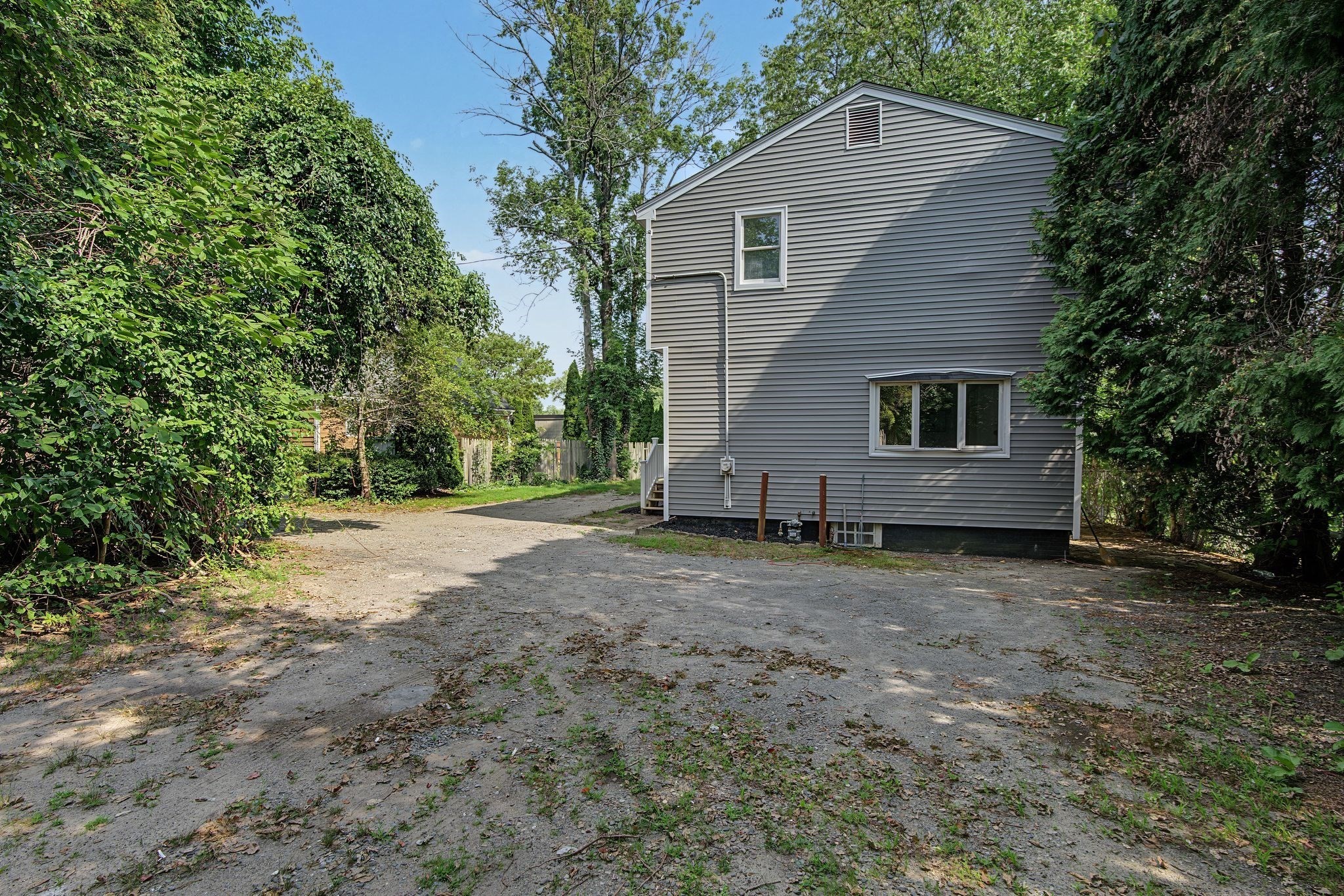 3-r Buttonwood Ter Property Photo 21