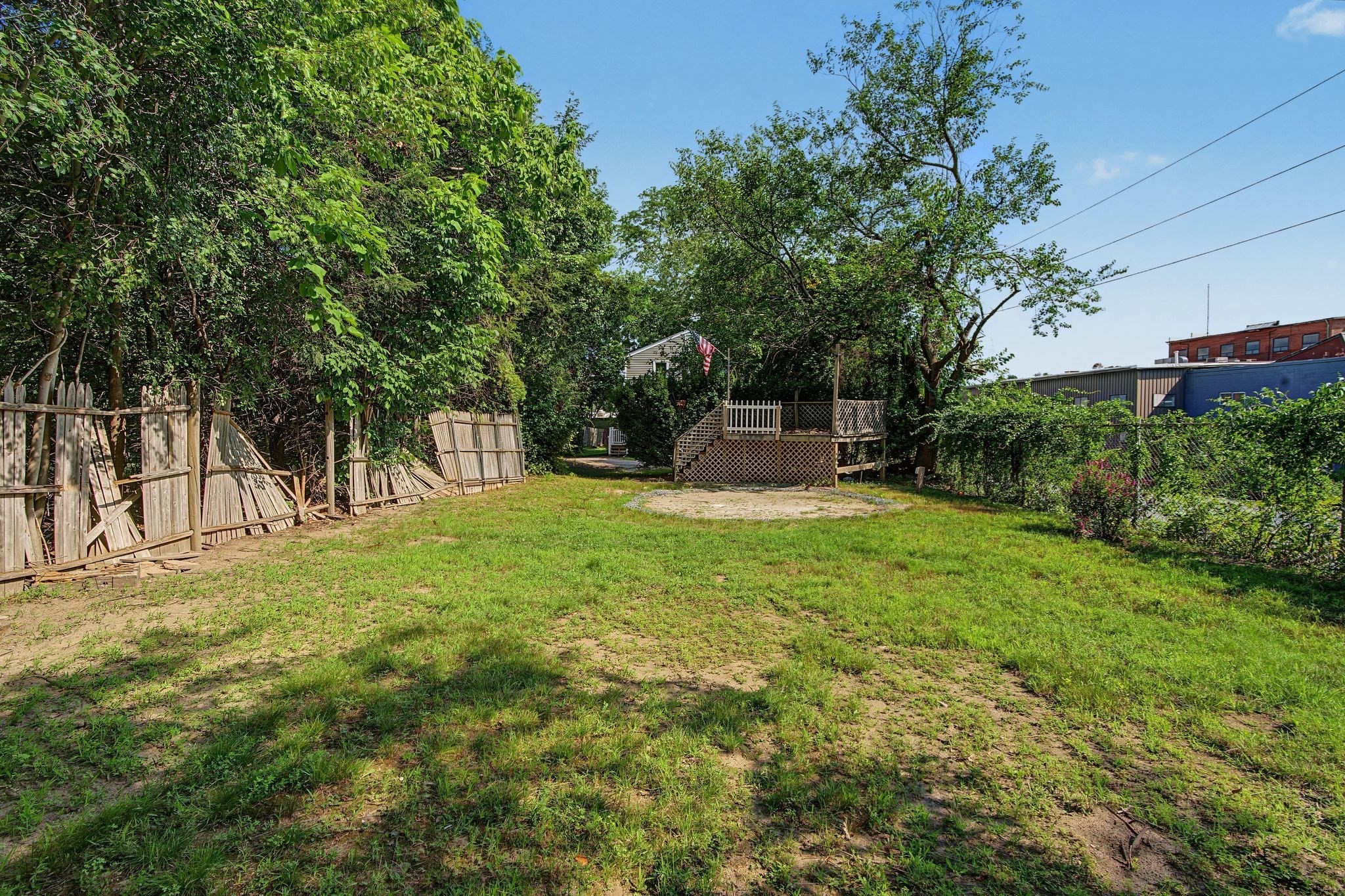3-r Buttonwood Ter Property Photo 23