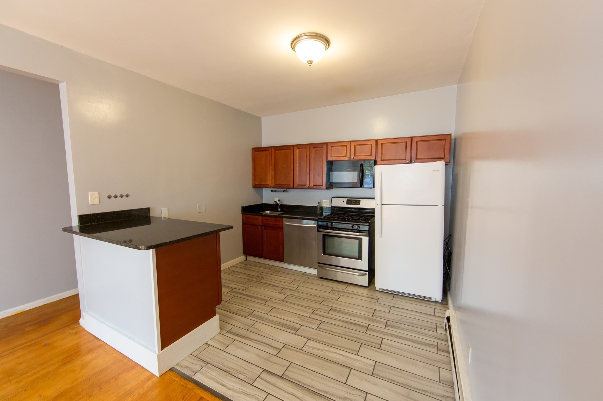 26 South Huntington Ave # 2 Property Photo 1