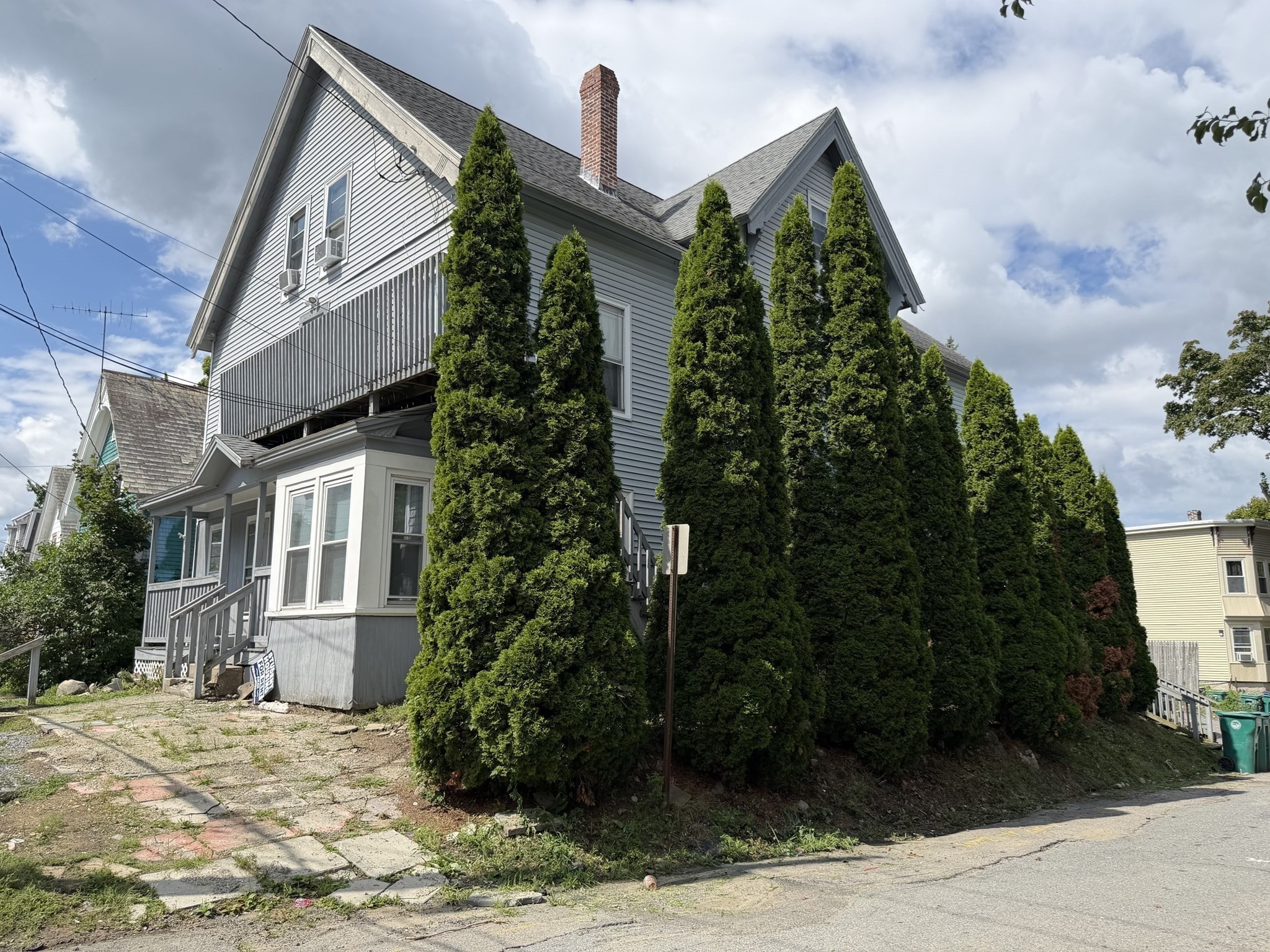 123 Myrtle Ave Property Photo 1