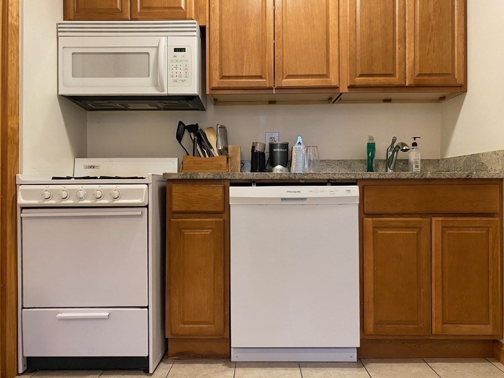 21 Bowdoin Street Property Photo 7