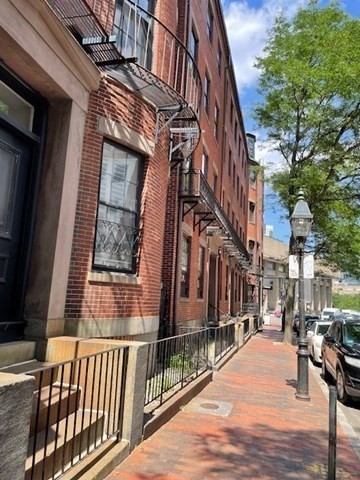 21 Bowdoin Street Property Photo 17