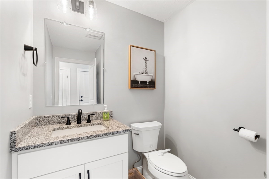 65 Henrietta Way Property Photo 17