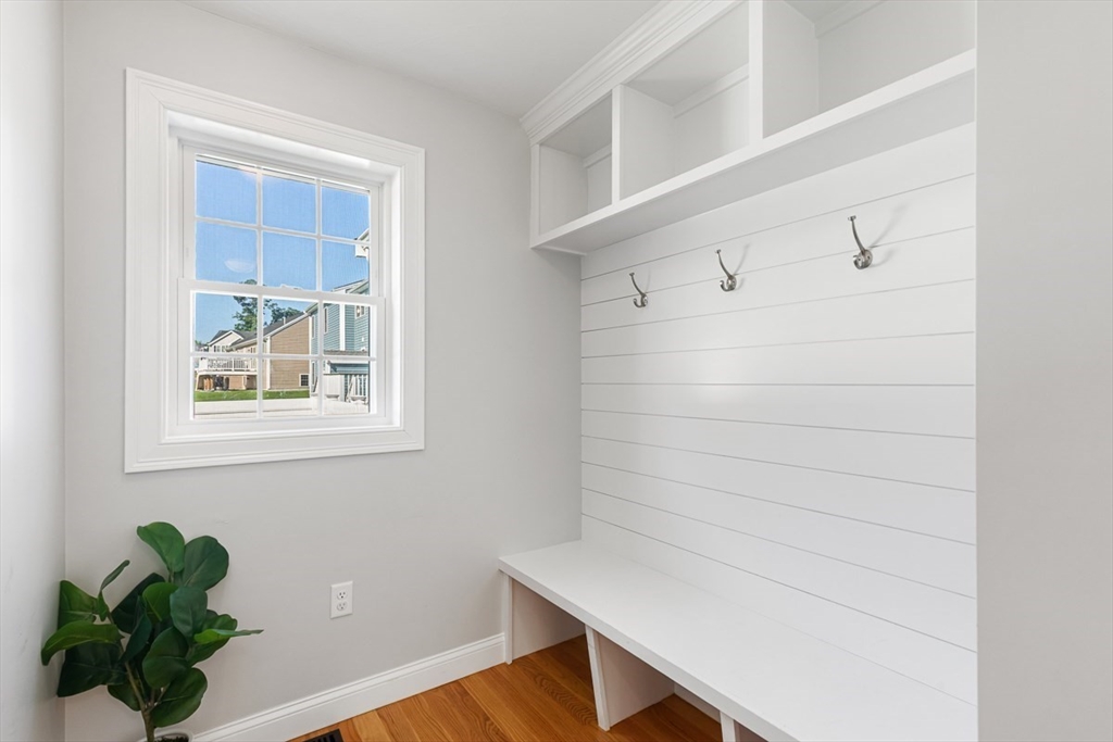 65 Henrietta Way Property Photo 18