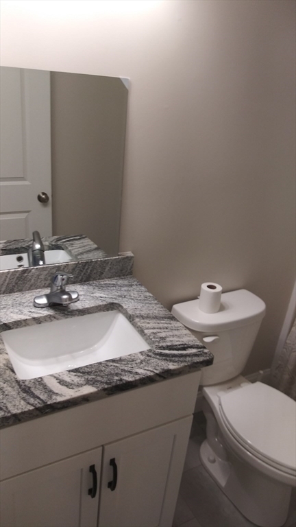 27 Dora Dr # B Property Photo 9