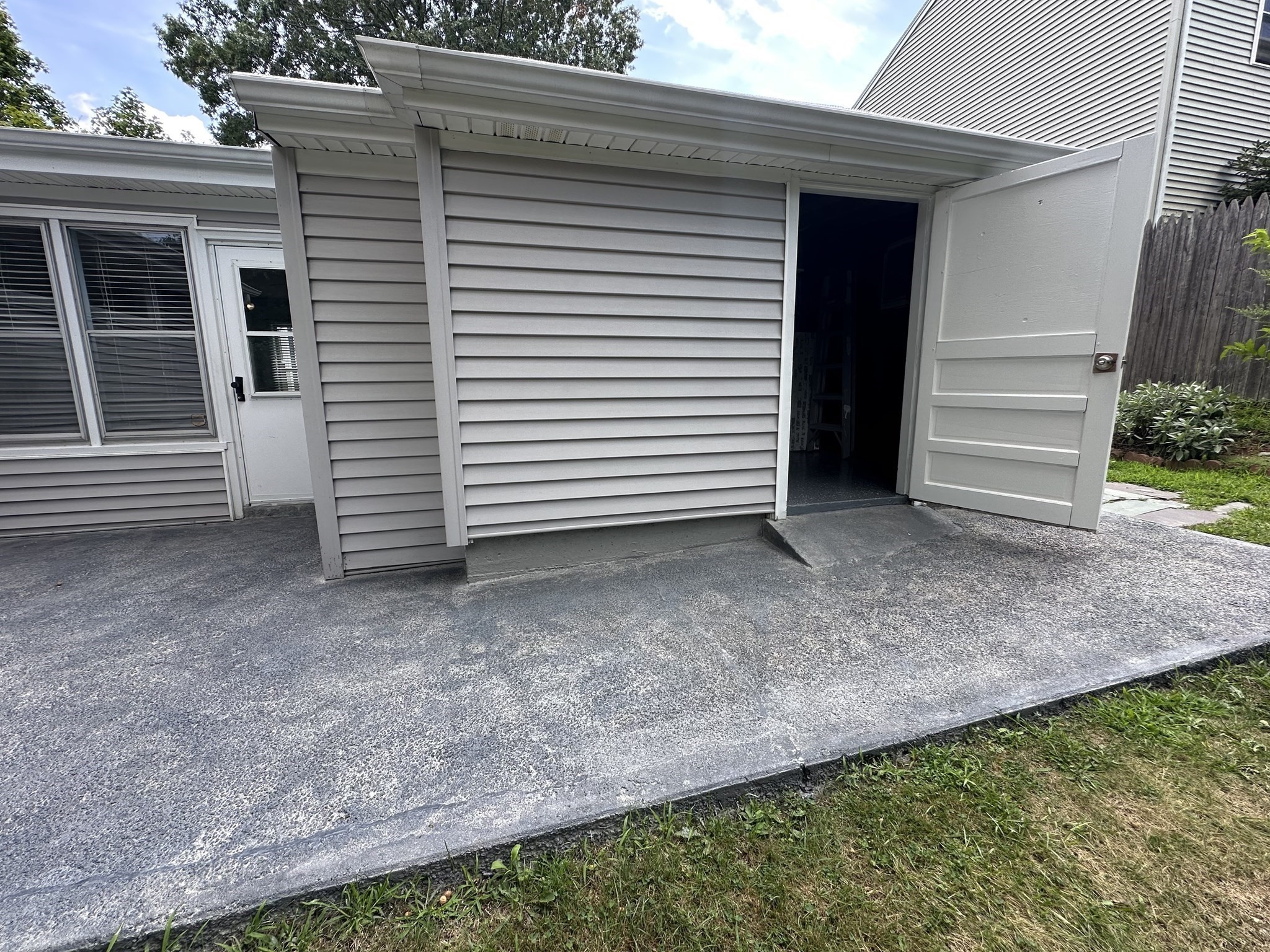 206 Lafayette St Property Photo 27