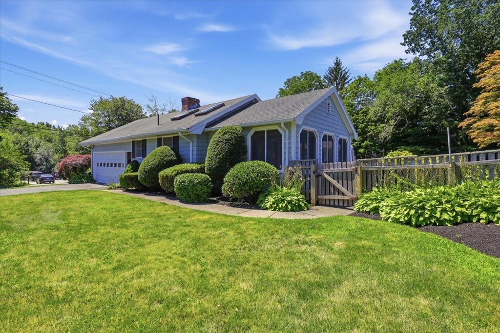 26 Hanover Street Property Photo 4