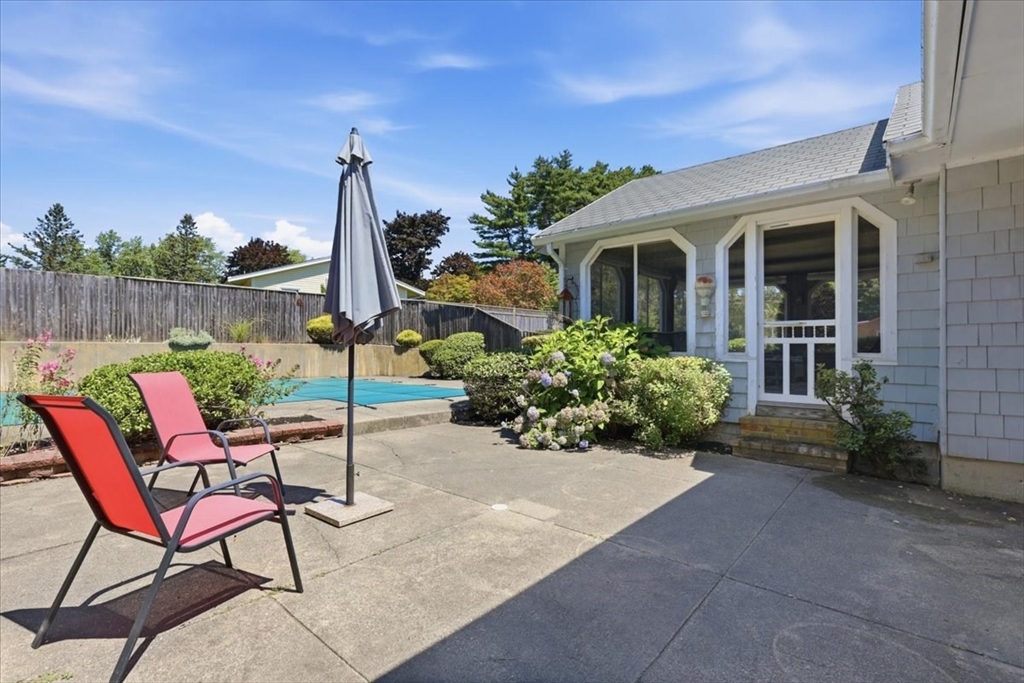 26 Hanover Street Property Photo 9