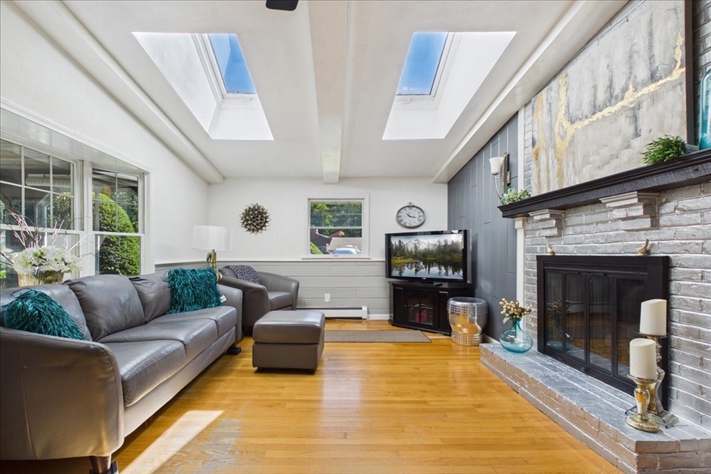 26 Hanover Street Property Photo 14